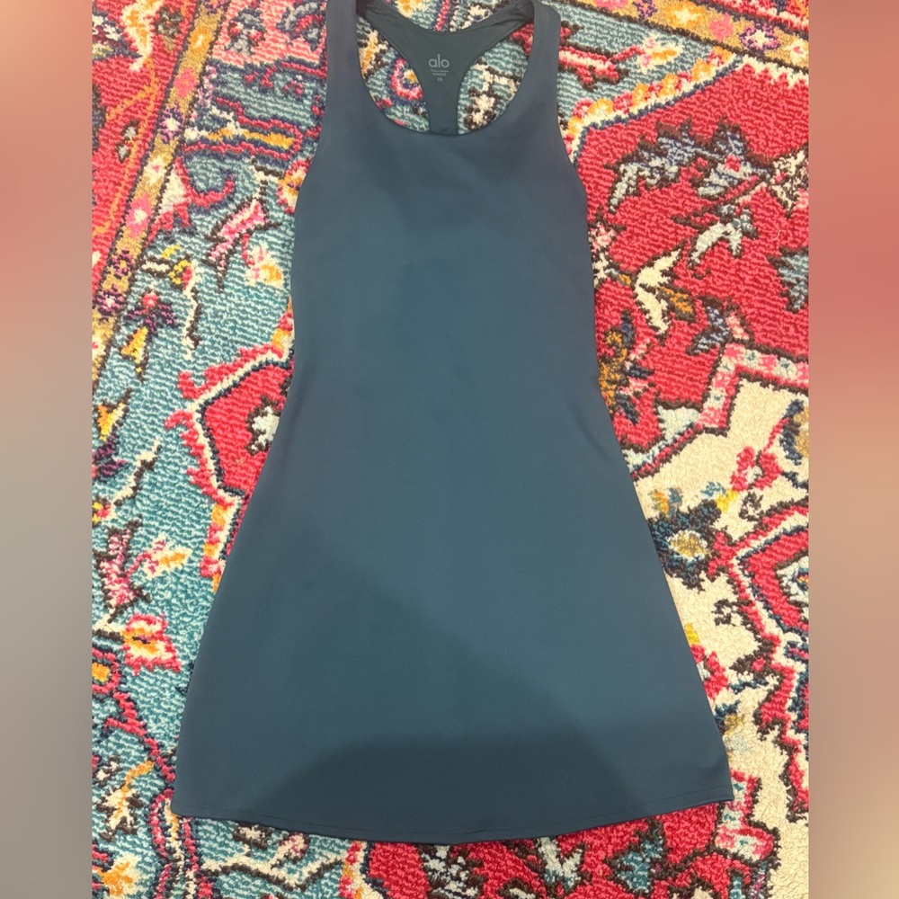 Alo XS Air Lift Fly Dress green